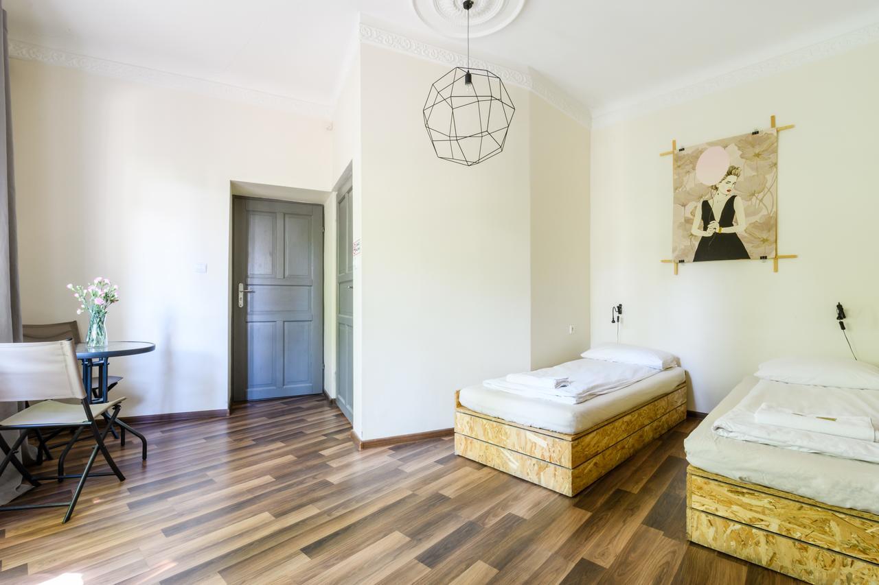 ורשה Lull Hostel מראה חיצוני תמונה