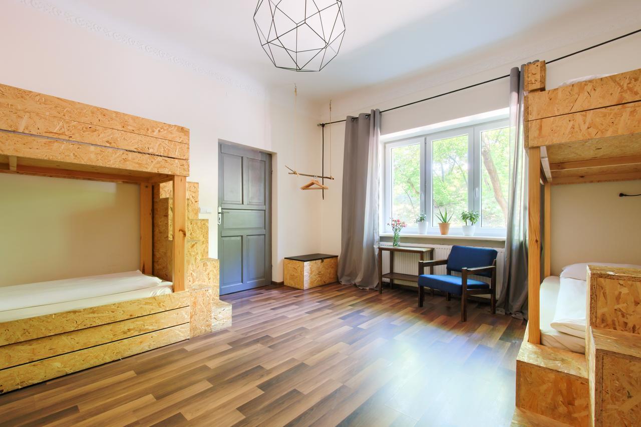 ורשה Lull Hostel מראה חיצוני תמונה