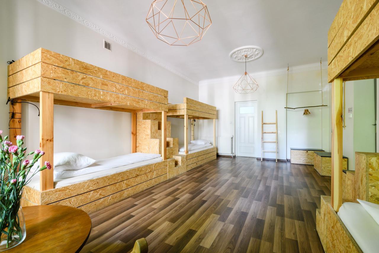 ורשה Lull Hostel מראה חיצוני תמונה