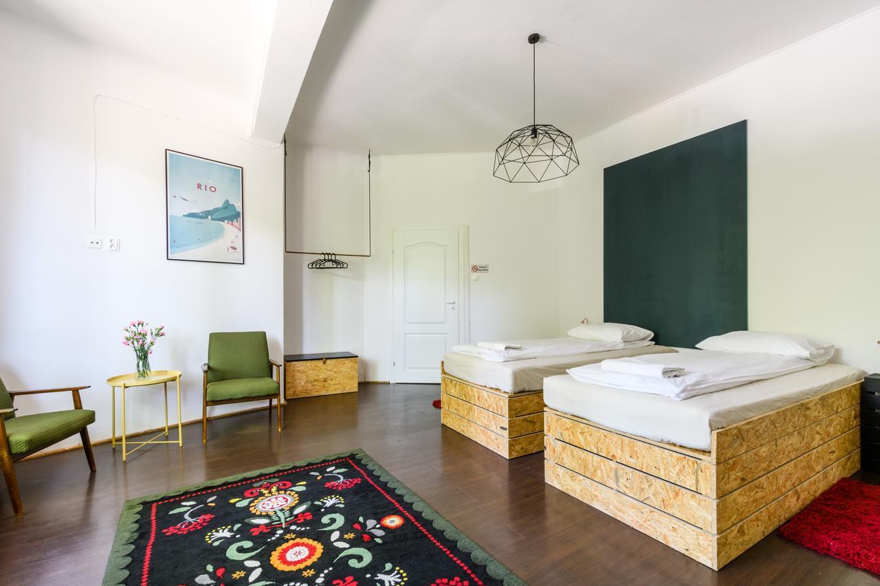 ורשה Lull Hostel מראה חיצוני תמונה