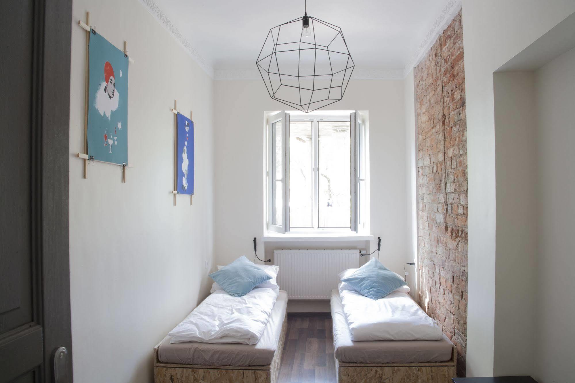 ורשה Lull Hostel מראה חיצוני תמונה